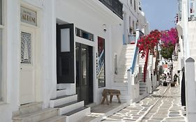 Ξενοδοχείο Καρμπόνη